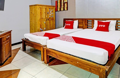 Bandung Hotel | OYO Life 92127 Skyland Pasteur