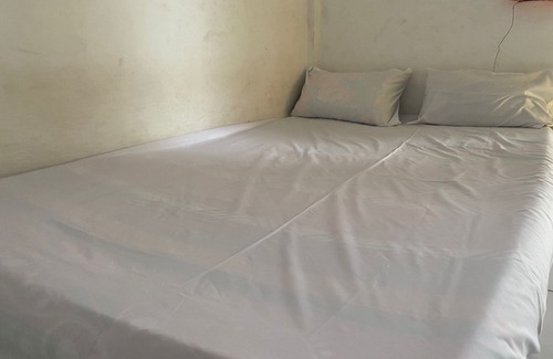 Mataram Hotel | OYO Life 93257 Kos Anugerah