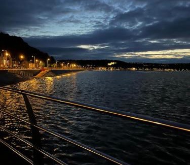 Mumbles House | Oyster Cottage