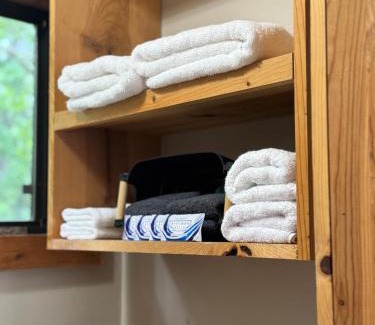 Mountain View Hotel | Ozark RV Park and Cabins