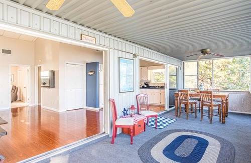 Crystal River House | Ozello Coastal Lodge | Water Front | Dogs OK | Sleeps 6