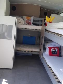 Arcomps Other | Pépère, bus aménagé dans camping à la ferme