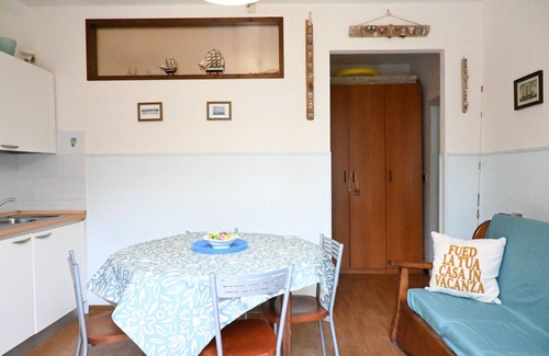 Porto Recanati Apartment | P054 - Porto Recanati, comfortable three-room apartment with outdoor patio