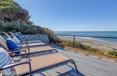 Lincoln City House | Pacific Drift