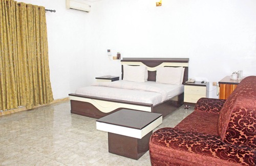 Uyo Hotel | Pacific Paradise Suites