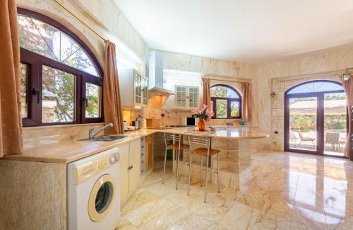 Gaios Apartment | Paco's Resort Family Villa 10