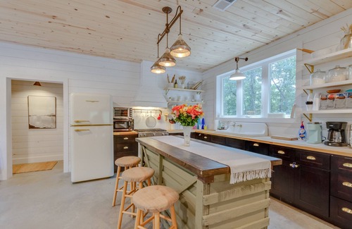 Bon Aqua House | Paddle Creek Retreat!