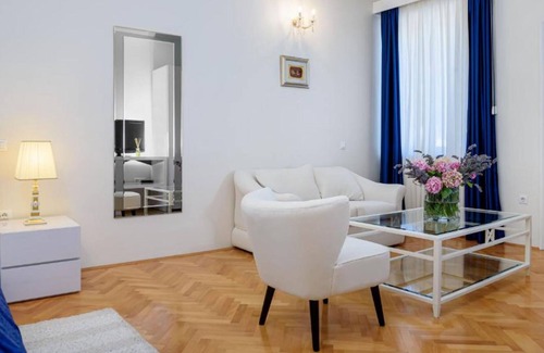 Bacvice Apartment | Palace Schon Milesi
