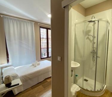 Trafalgar House | Palacete de la Almudayna