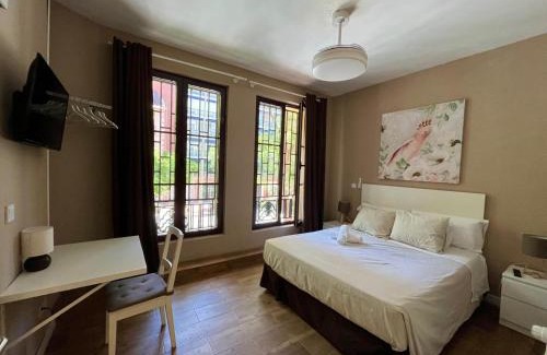 Trafalgar House | Palacete de la Almudayna