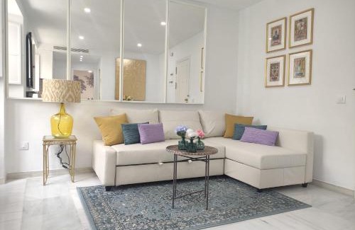 San Vicente Apartment | Palacio de los Marqueses de Monsalud