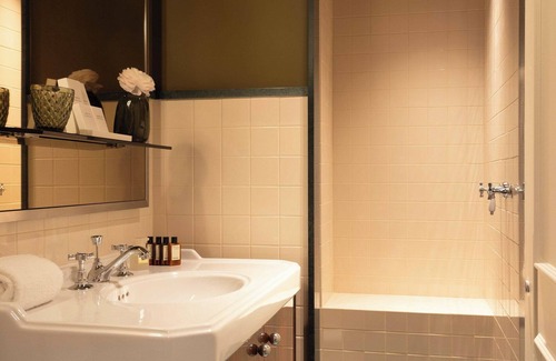 7th Arrondissement Apartment | Palais Bourbon Hotel - Suite 44 - 4P - Invalides