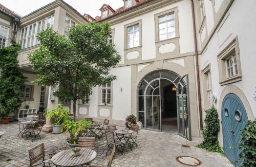 Old Town Hotel | Palais Schrottenberg