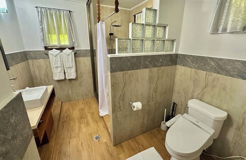 Meyungs Cabin | Palau Carolines Resort