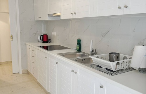 Palaio Faliro Apartment | Palio Faliro Beach Luxury Two-Bedroom Suite