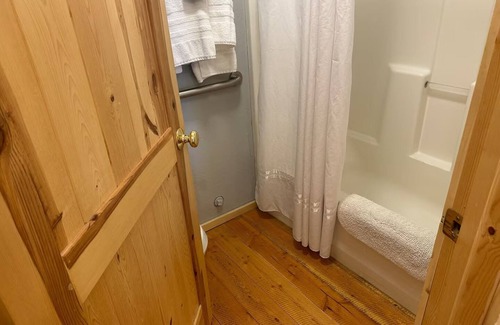Irwin Cabin | Palisades Cabin #5