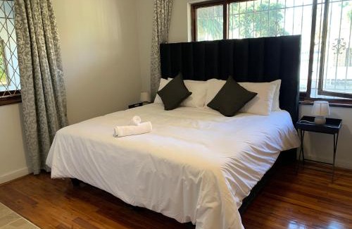 South Durban Hotel | Palm Haven on Sarnia