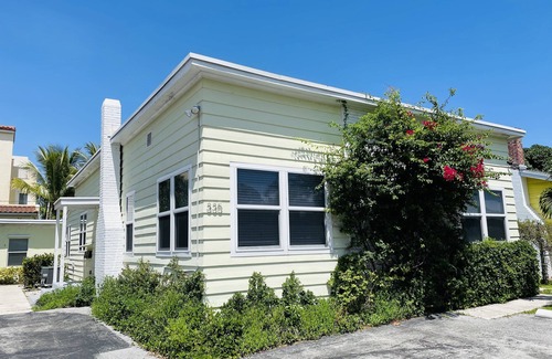 Southwest Apartment | Palm Paradise Retreat; Minutes from Palm Beach