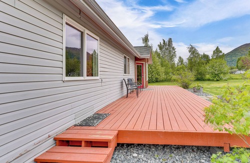 Butte House | Palmer Escape w/Mtn Views: Fishing & Hiking!