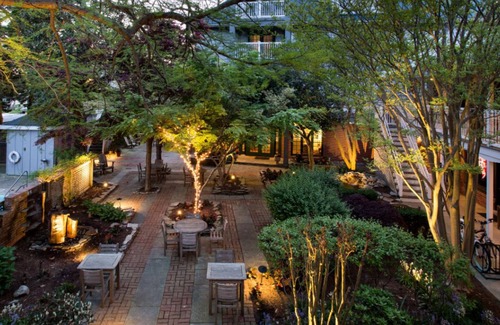 Rehoboth Beach Apartment | Palmer House King | Sleeper Sofa & Cozy Charm