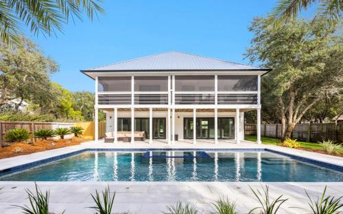 Seacrest House | Palms on Pelican by Oversee 30A
