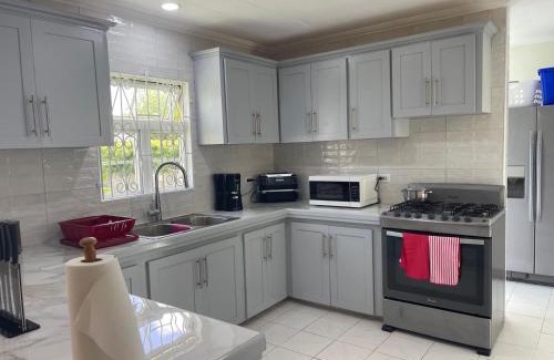 Lead Vale House | Pams Lodge Barbados