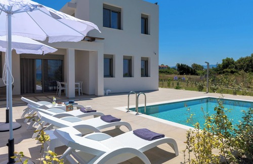 Theologos Villa | Panaxia Villas -votsalo
