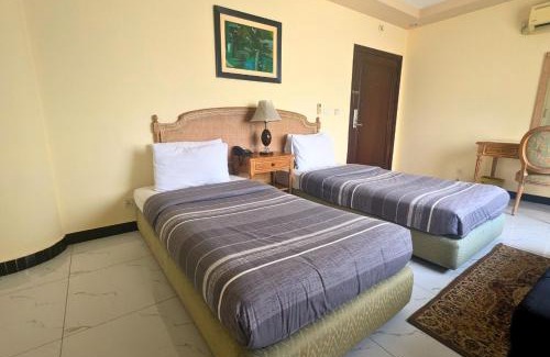 Mall Road Hotel | Panoramic Hotel Lahore