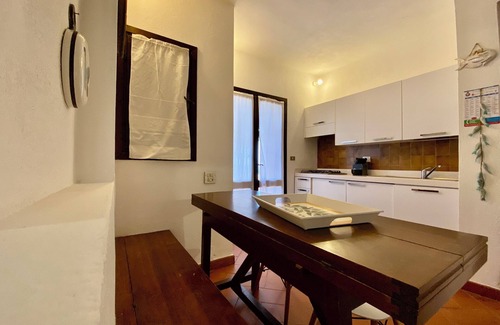 Villaggio Mandorli Villa | Panoramic sea view villa with large garden