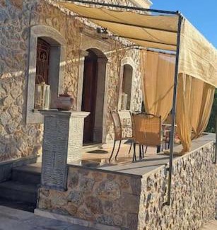 Mirties House | Panos Renos Studio, a cozy home by the beach!