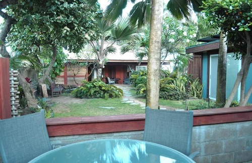 Laie House | Papaya 2: 2 bedroom 1 bath at Tiki Moon Villas