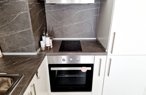 Varna Apartment | Papaya Apartment 10 for 5 people with parking