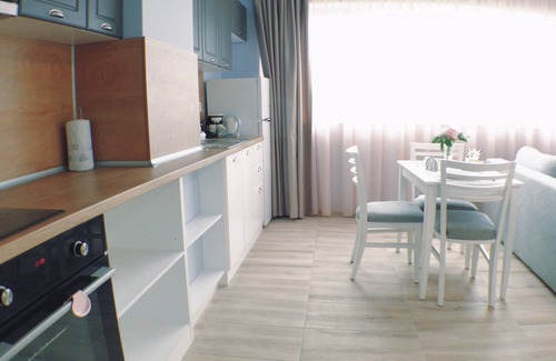 Varna Apartment | Papaya big studio 34 with free parking for 4 people, Varna