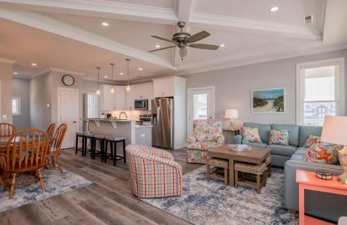 Yaupon Beach House | Pappys Place by Oak Island Accommodations