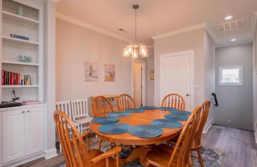 Yaupon Beach House | Pappys Place by Oak Island Accommodations