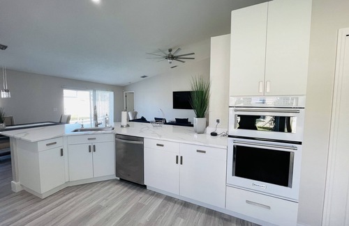 Sabal Harbour House | Paradise 3 Home Near Siesta Key Beach And IMG Academy