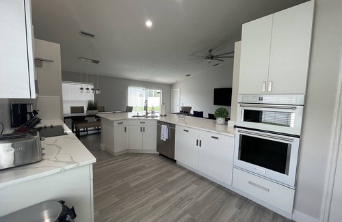 Sabal Harbour House | Paradise 3 Home Near Siesta Key Beach And IMG Academy