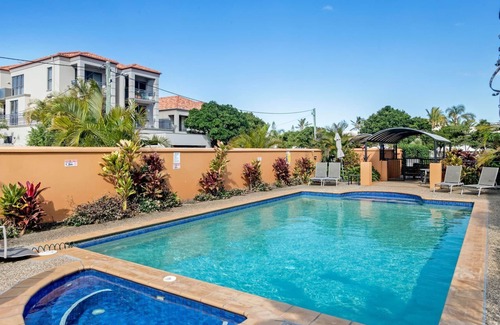 Miami Apartment | Paradise Ocean 2 Bedroom Apartment - CoastHM