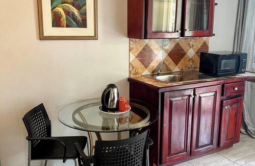 West End Apartment | Paradise on the Rocks - Suite w/Pool Views #7