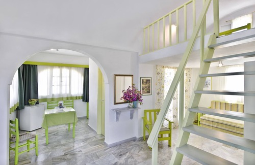 Akrotiri Apartment | Paradise Resort