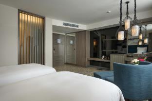 Ha Long Hotel | Paradise Suites Hotel