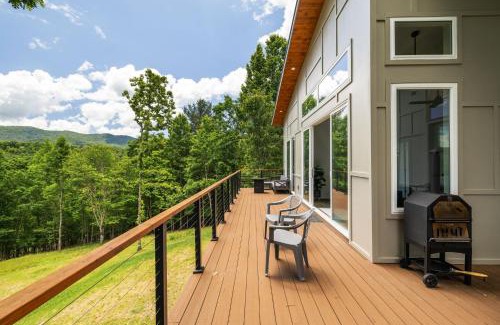 Young Harris House | Paradise View 4br Fall Retreat Firepit Dogs