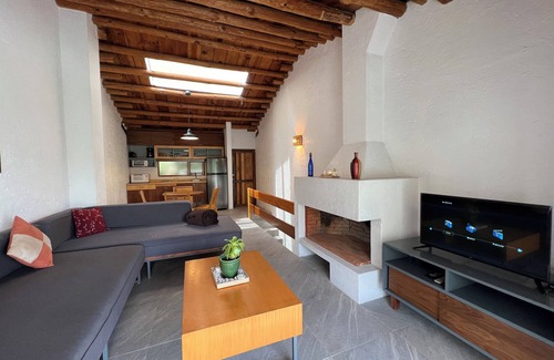 Valle de Bravo Cabin | Paragliders paradise cozy lofts. Mint design, amenities and unmatched location.
