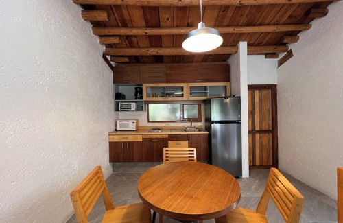 Valle de Bravo Cabin | Paragliders paradise cozy lofts. Mint design, amenities and unmatched location.