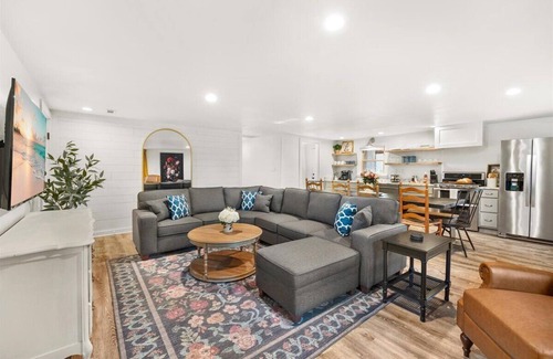 Fayetteville House | Parents Weekend Open+2 King Beds+Sleeps 6+Peaceful