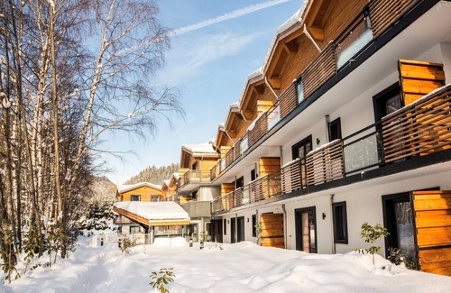 Les Tines Condo | Parfait pour vos prochaines Vacances | 2 Piscines
