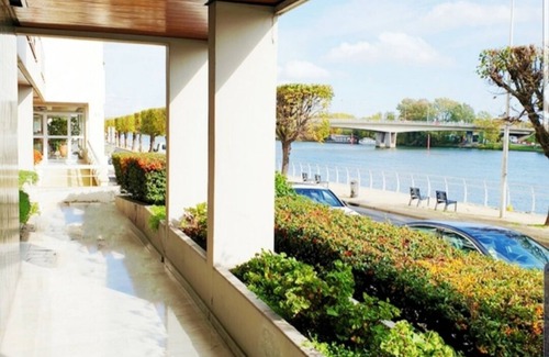 Juvisy-sur-Orge Apartment | Paris (12mn), Station, shops, Nice studio facing the Seine