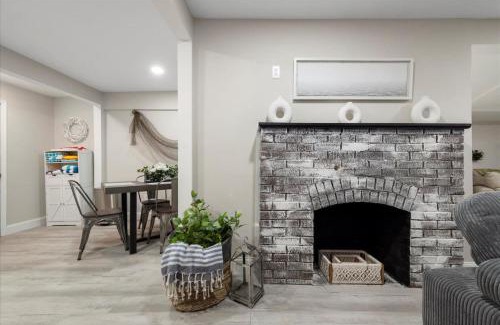 Sylvan Beach House | Park Peaks on the Beach Sleeps 12