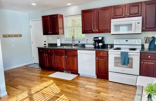Andersonville House | Park Place Retreat at Norris Lake close to boat launch and lakefront park