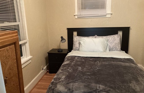 Parma House | Parma Tiny House w/yard OK for PETS